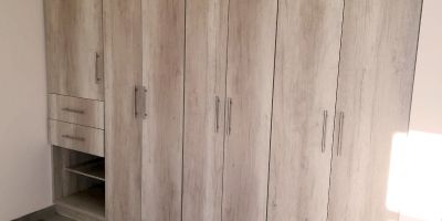 Closet 4